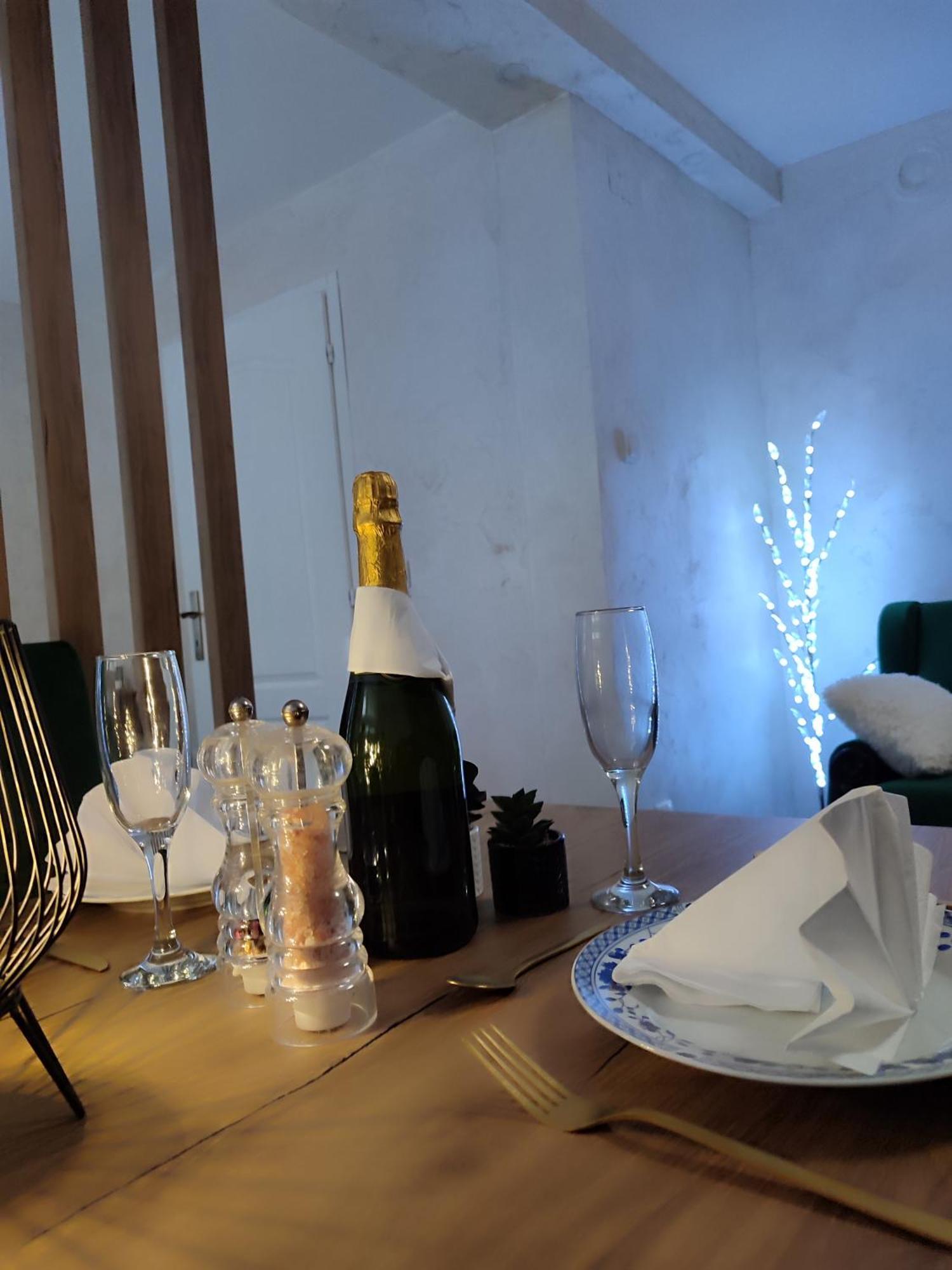 Studio Apartman Free Parking Rubikon 베오그라드 객실 사진